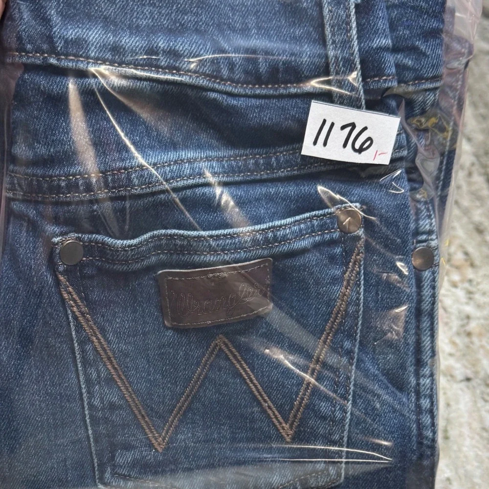 Wrangler Jeans Kids Size 12 Regular Relaxed Boot Blue Denim Western Cowboy Retro